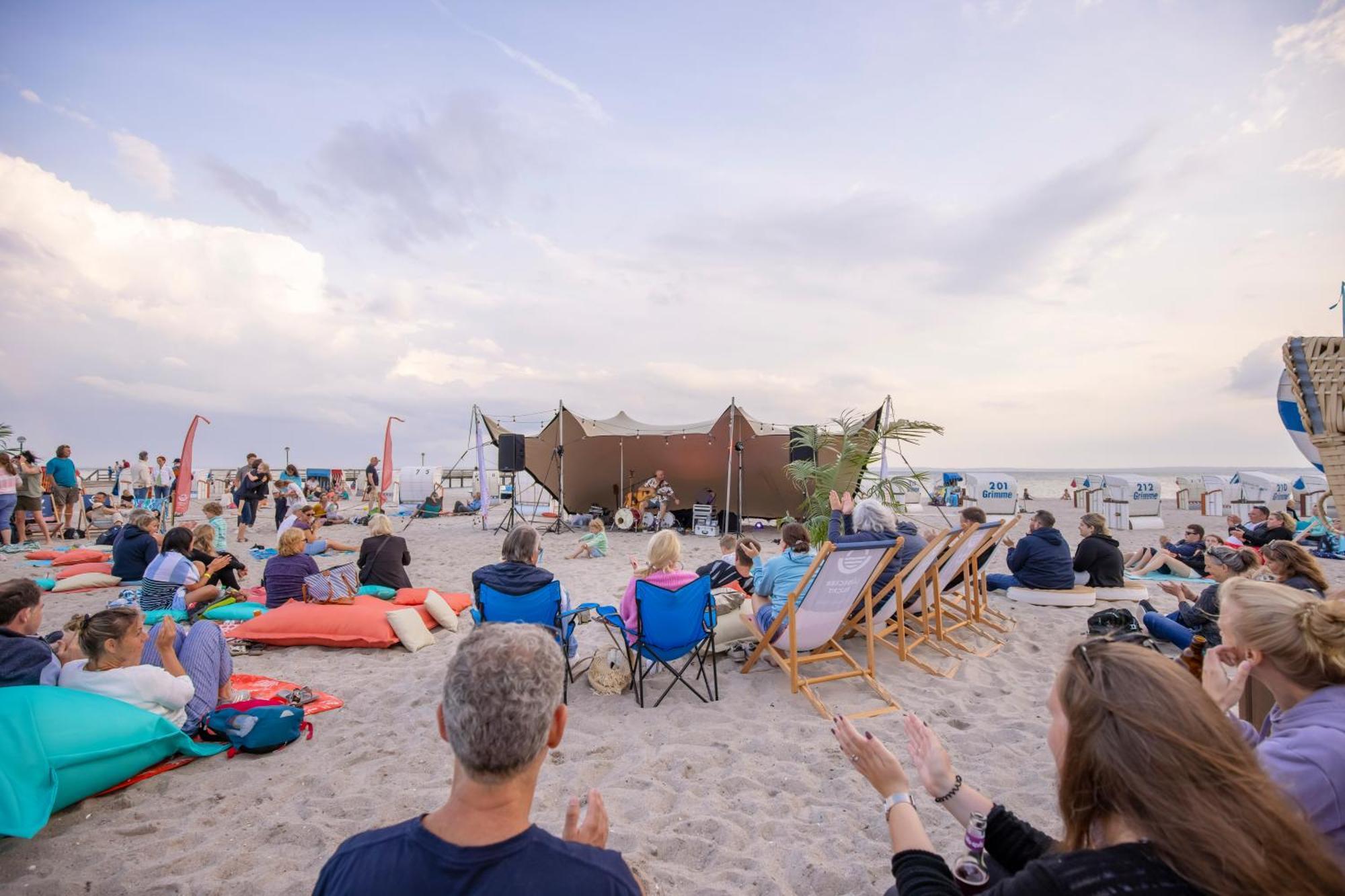 Gemuetliche Ferienresidenz Mit Meerblick Ueber Die Wundervolle Luebecker Bucht Тиммендорфер-Штранд Экстерьер фото